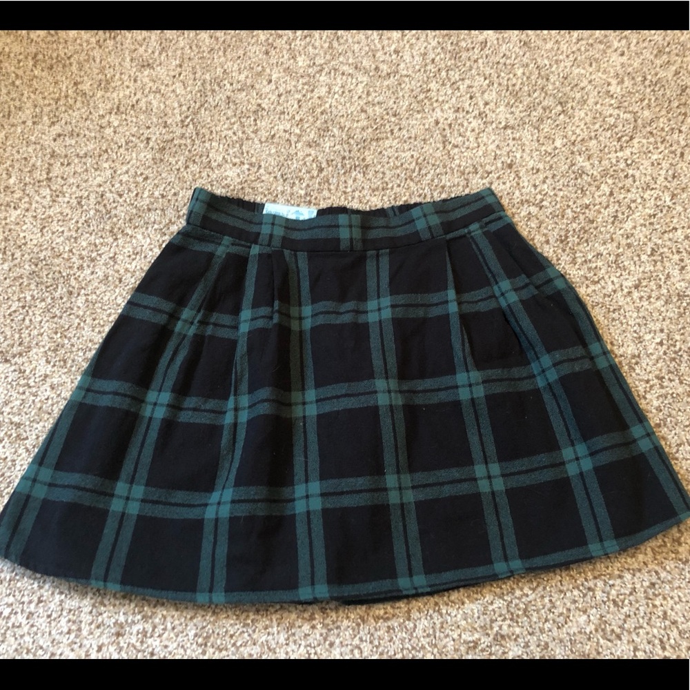 NWT Plaid mini skirt XS